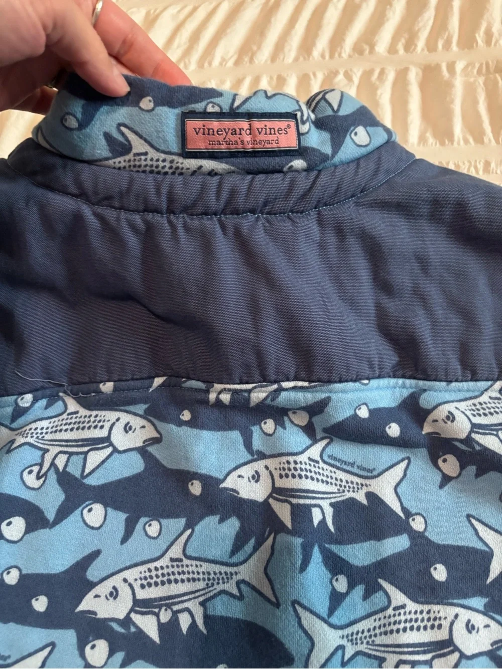 Vineyard Vines Men's Light & Navy Blue Fish Quarter-Zip Sweater